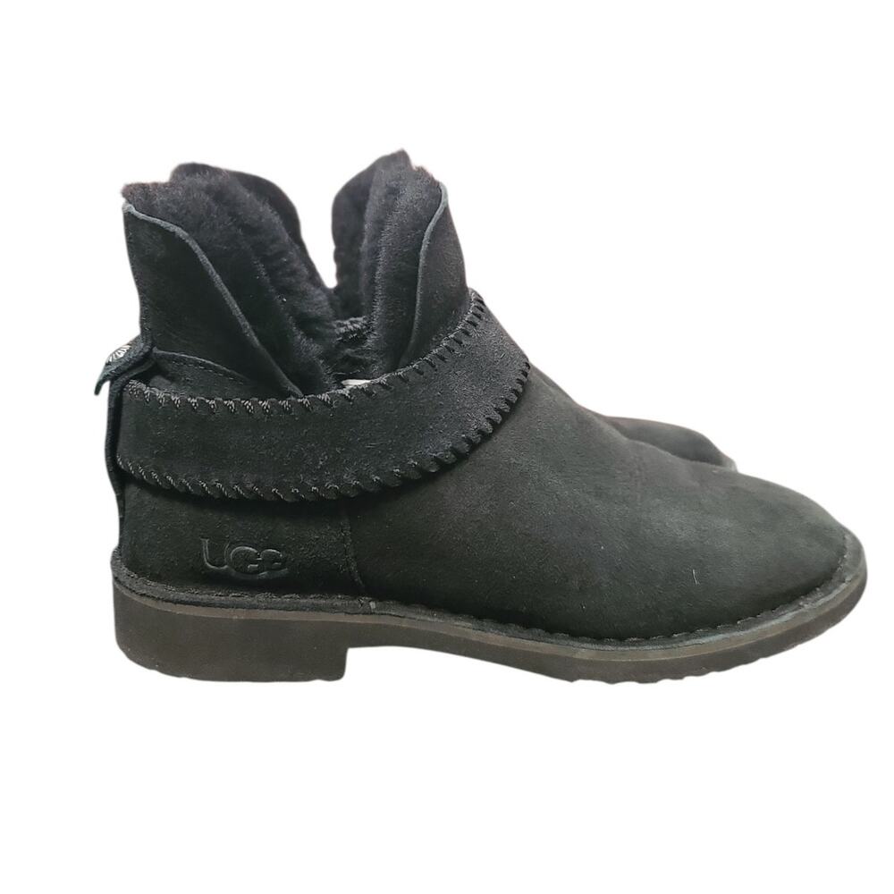UGG McKay Classic Boot Black Size 8 GUC